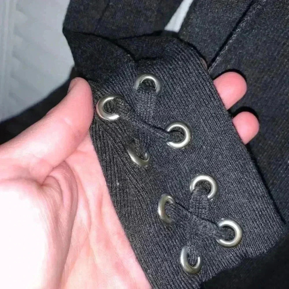 Cable & Gauge Women’s Medium Cardigan - Picture 3 of 3